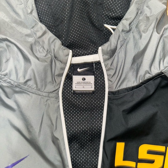 Grey and purple Nike LSU windbreaker jacket - Picture 3 of 3